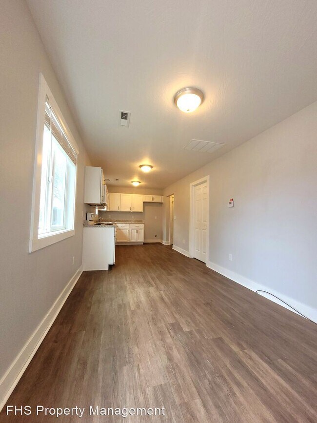 Foto del edificio - 3 br, 1 bath House - 3222 N Howard Unit B