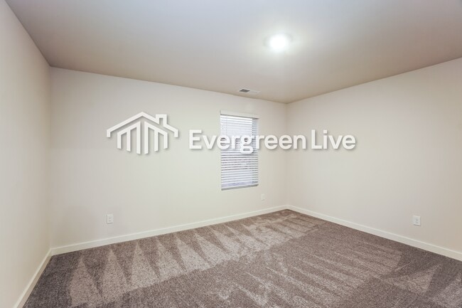 Foto del edificio - 868 Bur Oak Ct