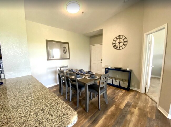 Foto del edificio - 8908 Legacy Ct