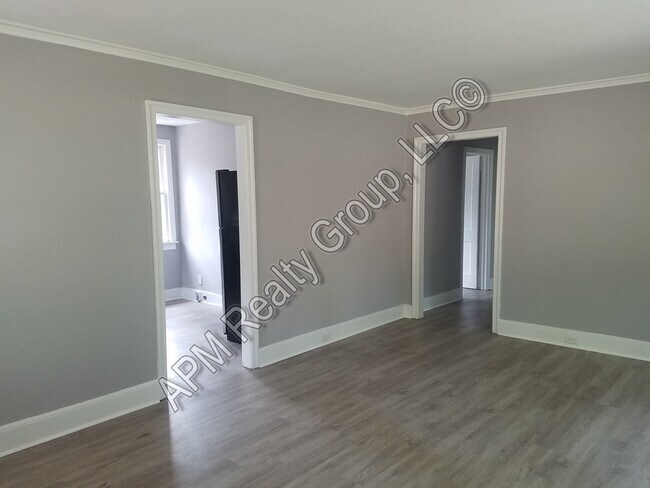 Foto del edificio - Renovated Three Bedrooms Downtown Columbia