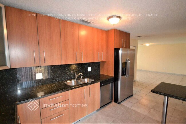 Foto del edificio - 5131 SW 101st Terrace