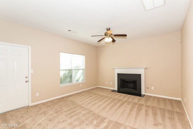 Building Photo - 2743 Sand Lake Ct