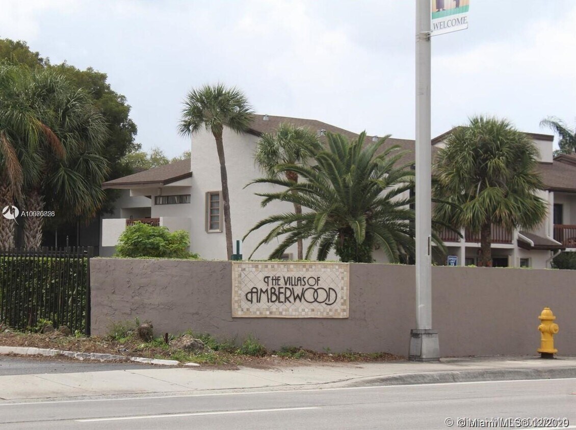 Foto principal - 10066 NW 41st St