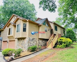 Building Photo - 3946 Carriage Gate Dr