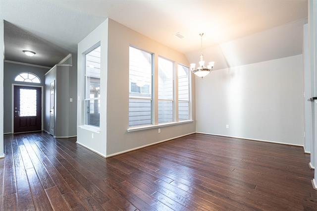 Foto del edificio - 7904 Whispering Tree Ln