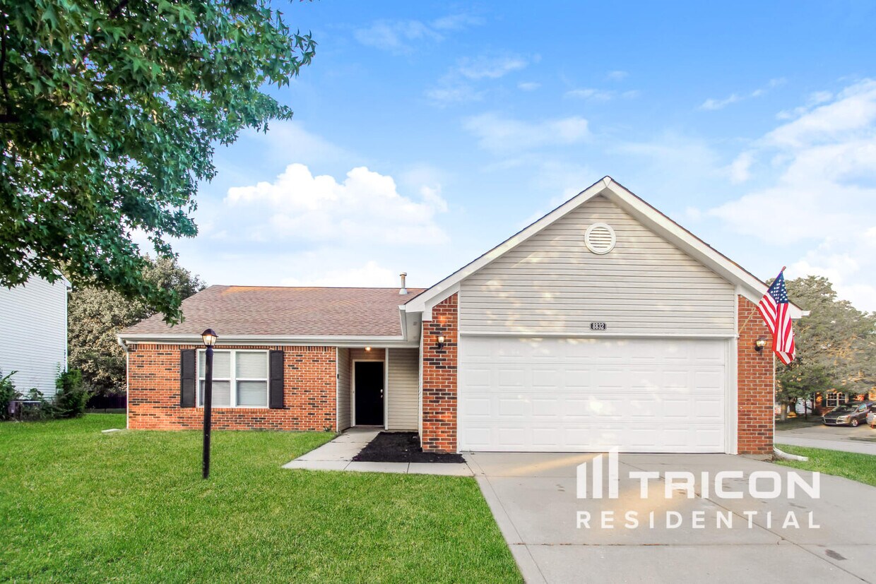 Foto principal - 8832 Trumpeter Dr