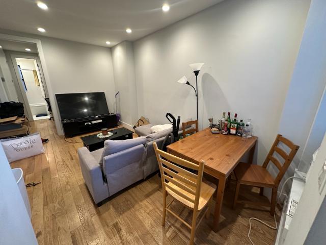 Foto principal - 2 bedroom in New York NY 10028