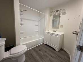 Building Photo - 313 N Michigan Ave