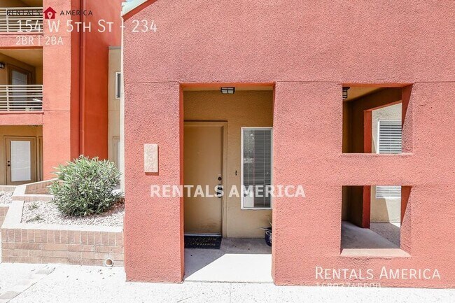 Building Photo - *** PRICE REDUCTION ***Condo in the Hear o...