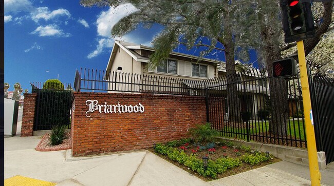 Foto del edificio - 3500 W Manchester Blvd