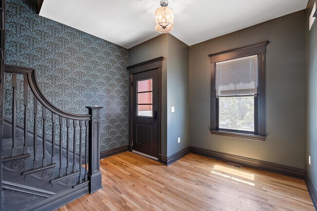 Foto del edificio - 4004 Porter St