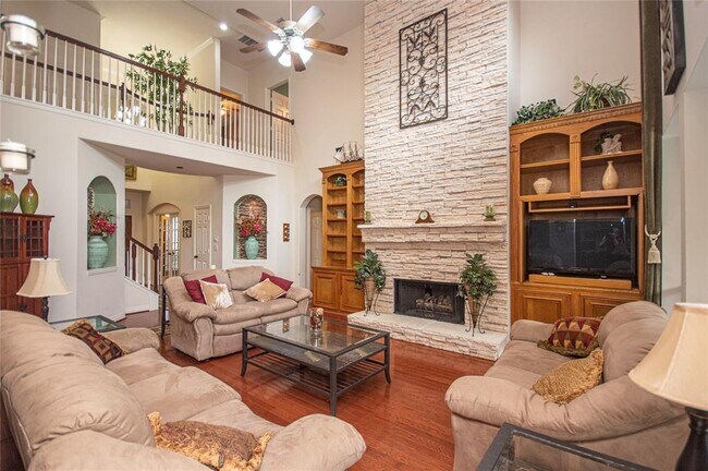 Building Photo - 15 E Matisse Meadow Ct