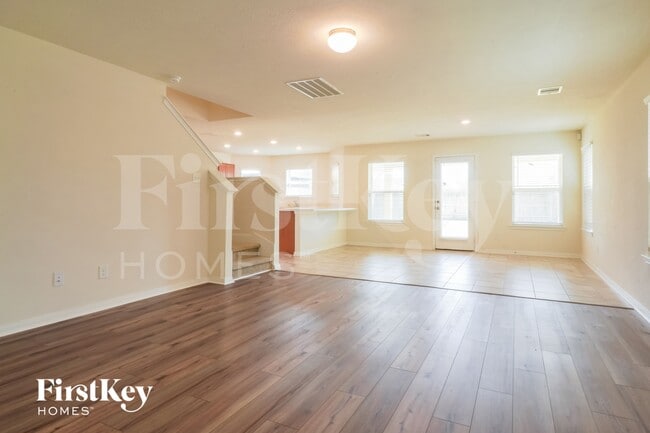 Building Photo - 16603 Live Oak Canyon Dr