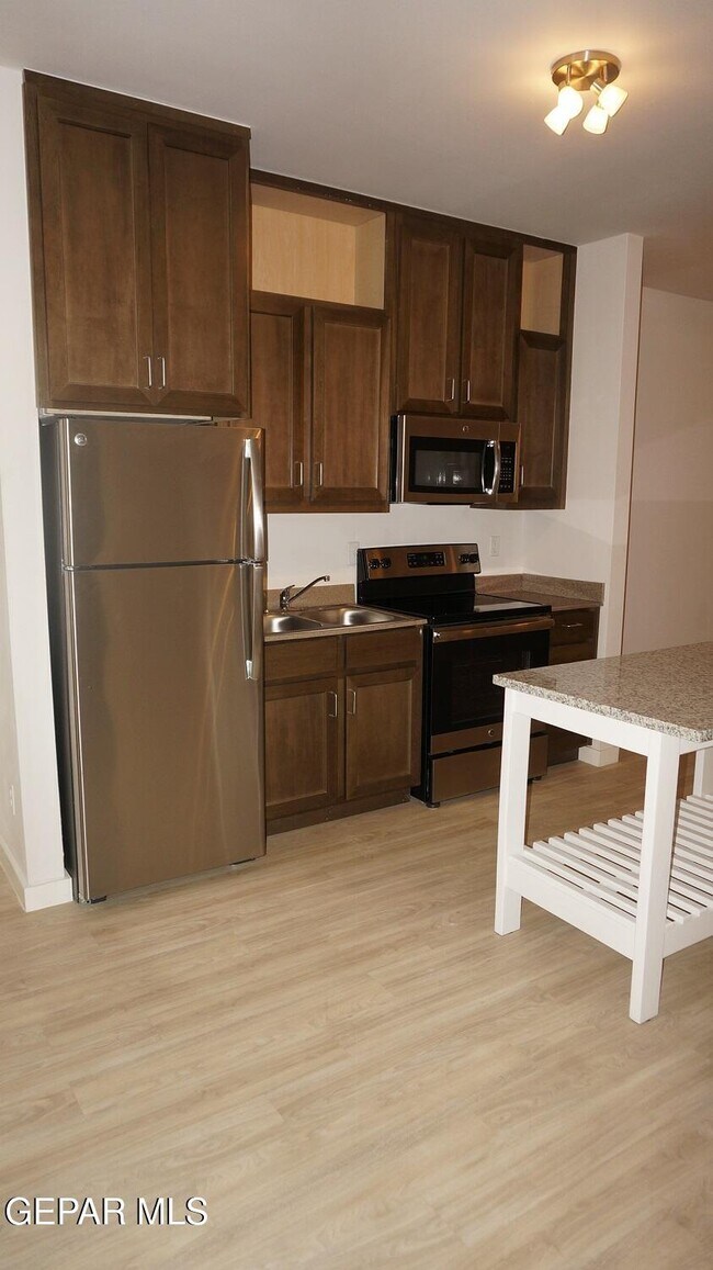 Foto del edificio - 1061 Ranger St