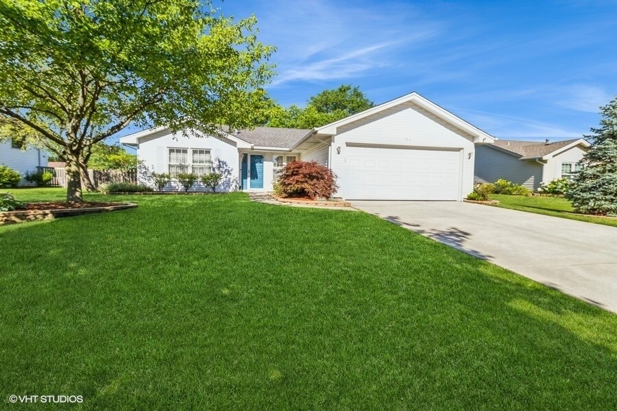 Primary Photo - 304 Islington Ln