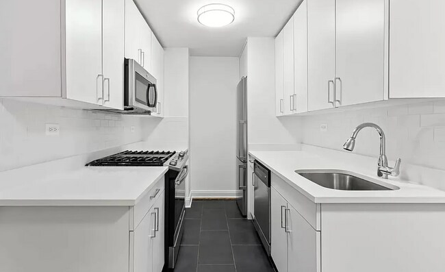 Foto del edificio - 411 E 88th St