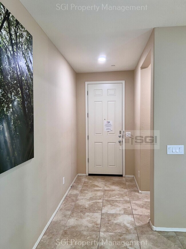 Building Photo - 6837 E Posada Cir