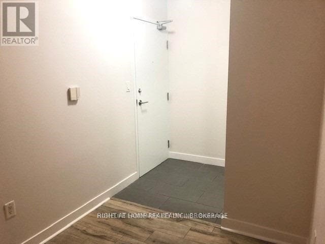 Photo du bâtiment - 15 Fort York Blvd