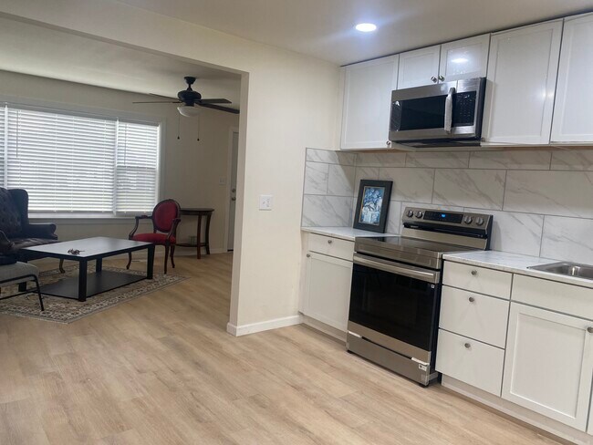 Foto del edificio - 1006 N 14th St