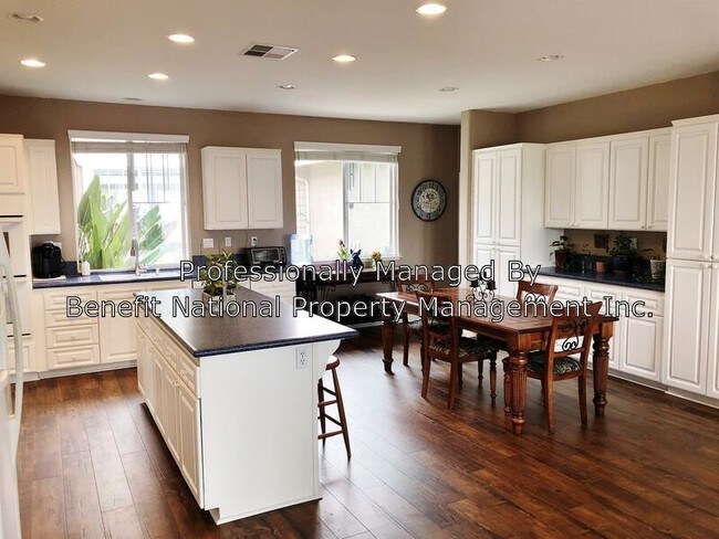 Foto del edificio - 32290 Daisy Dr