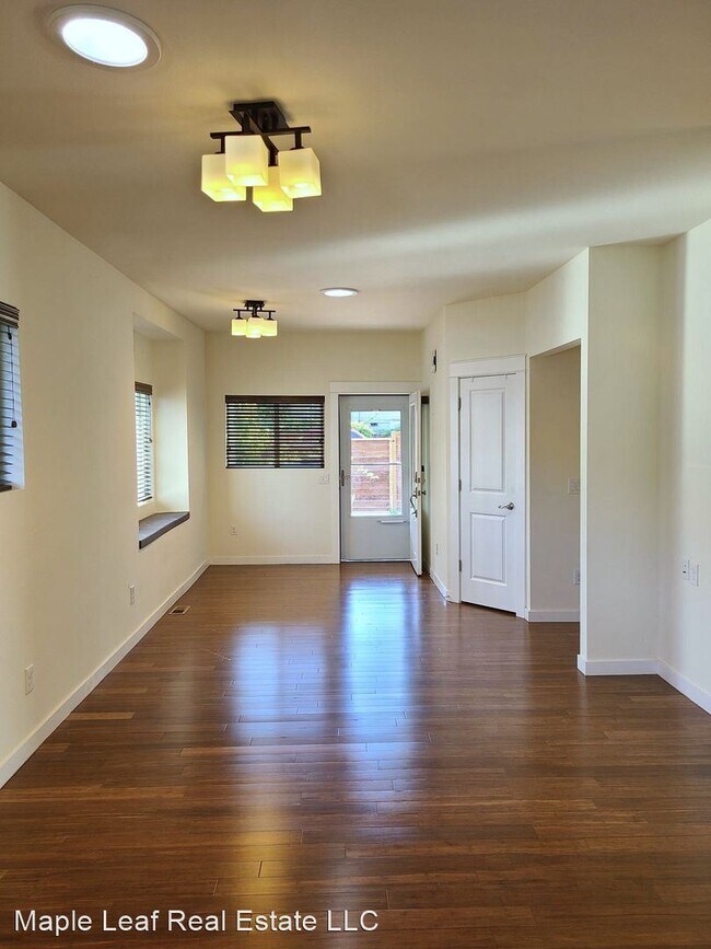 Foto del edificio - 3 br, 2.5 bath House - 508 31st Avenue E