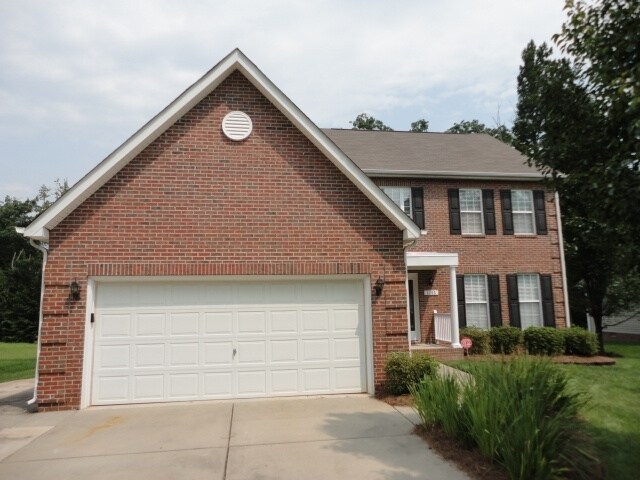 Foto principal - 4205 Clovelly Dr