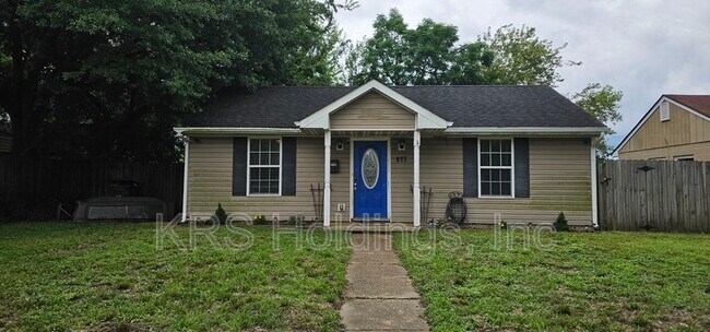 Building Photo - 877 Lasser Dr