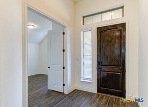 Building Photo - 593 Vale Ct