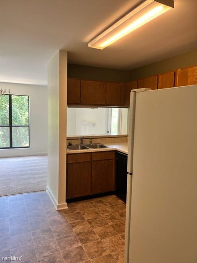 Building Photo - 2 br, 2 bath House - 358 S Pantops Drive