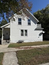 Building Photo - 1271 Cherry St