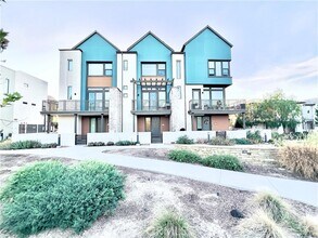 Building Photo - 110 Keeper