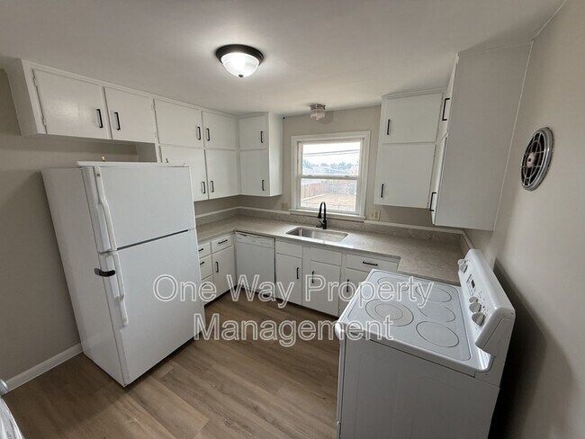 Foto del edificio - 820 35th Ave Ct