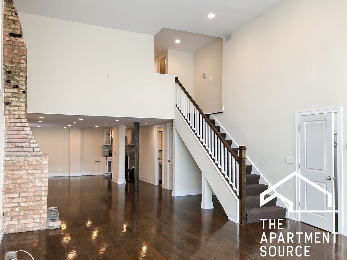 Foto principal - 1210 W Wrightwood Ave
