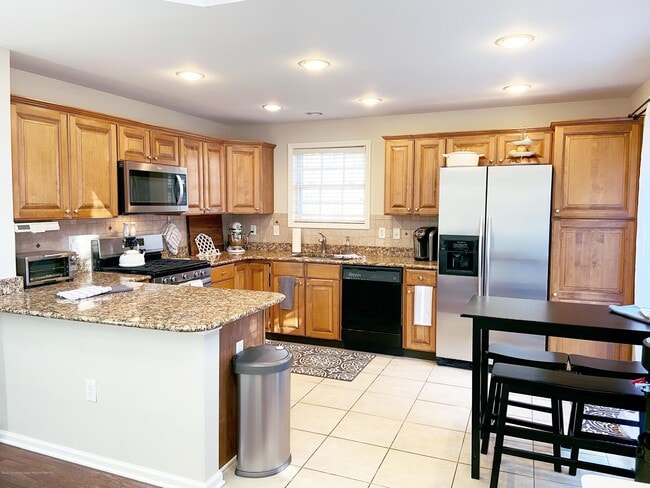 Foto del edificio - 219 Satinwood Dr