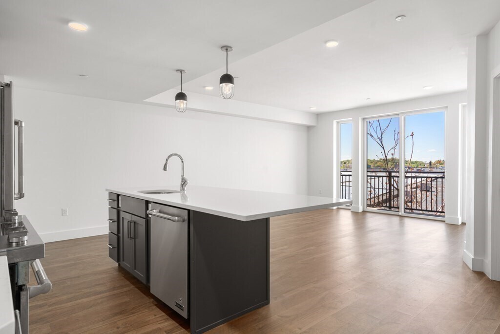 Foto principal - 26 Hichborn St