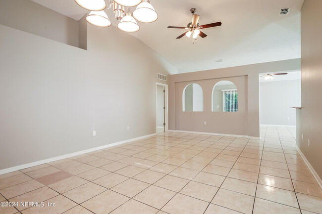 Building Photo - 9135 Shindler Crossing Dr