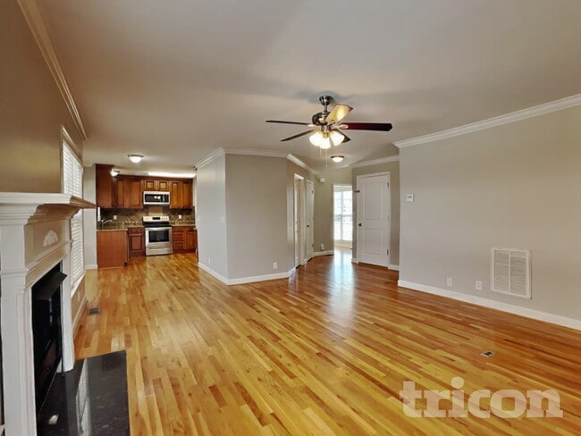 Foto del edificio - 114 Brighton Village Ln