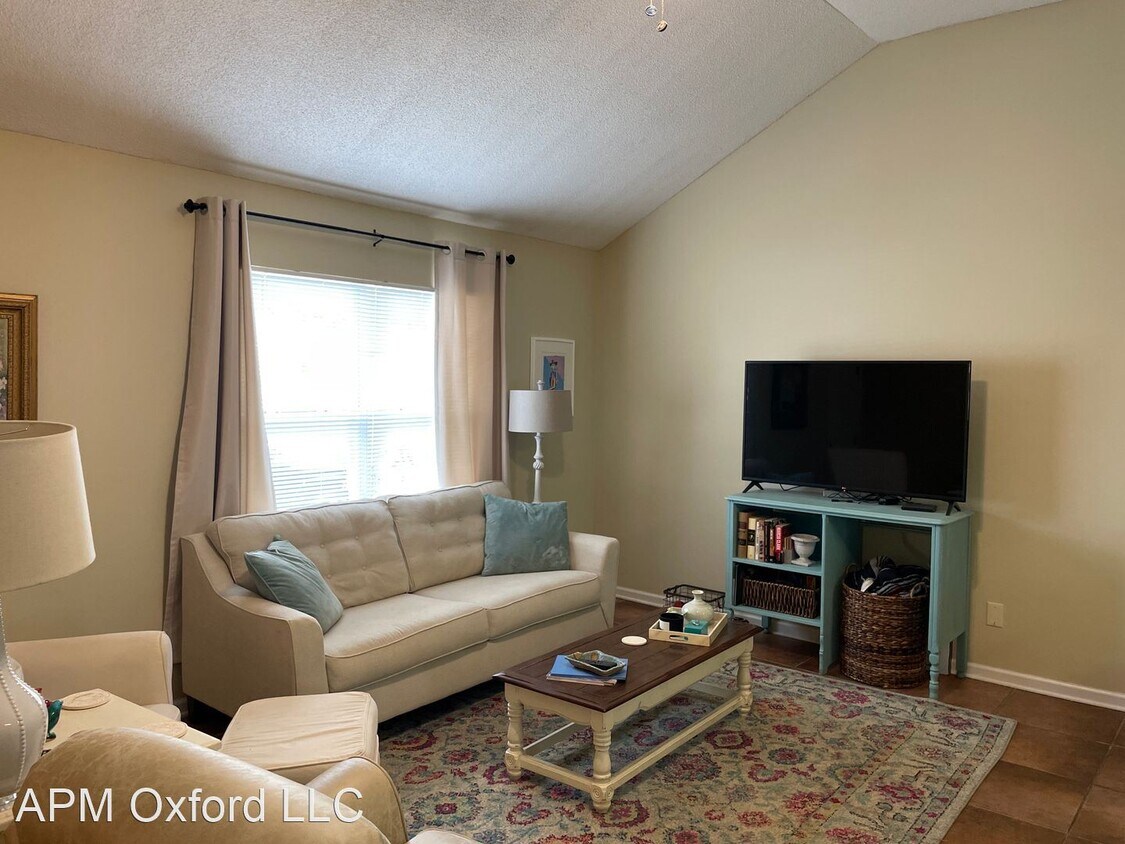 Primary Photo - 2 br, 2 bath House - 1012 Van Dorn Street
