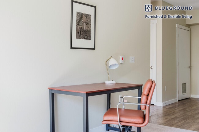 Building Photo - 13403 Newcastle Commons Dr