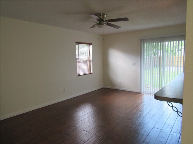 Foto del edificio - 3414 E Lambright St