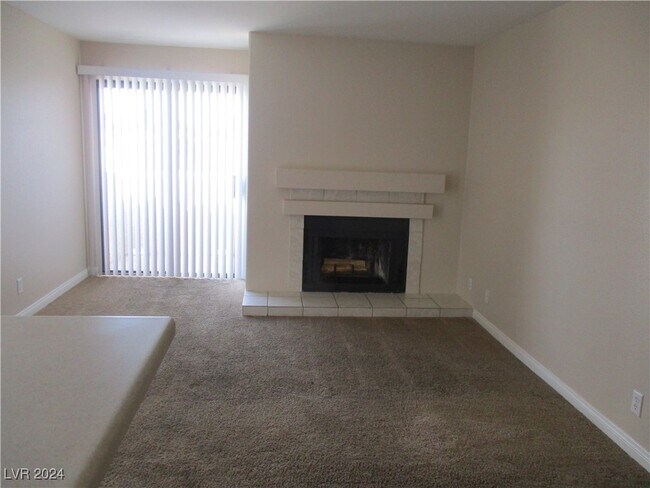 Building Photo - 2967 Juniper Hills Blvd
