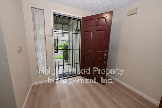 Foto del edificio - 4718 E Alamos Ave