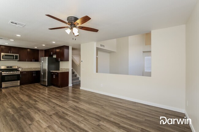 Foto del edificio - 6045 Peach Orchard Rd