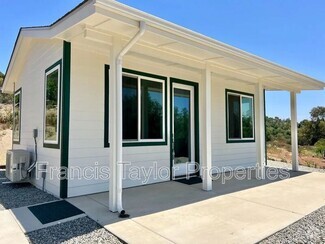 Building Photo - 13604 Glen Ln