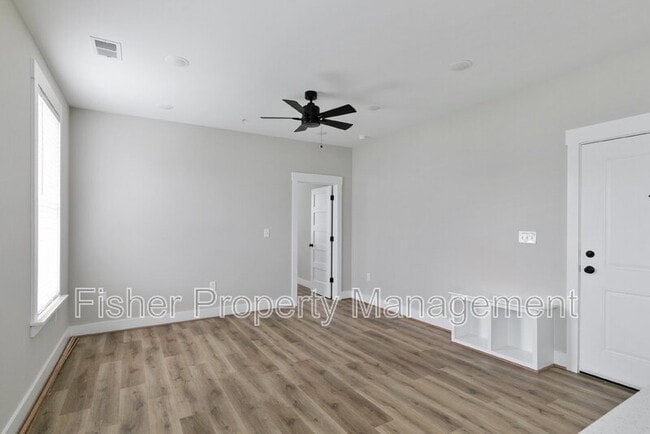 Foto del edificio - 2202 Carrington St