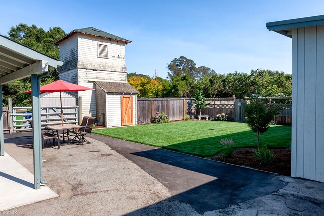 Building Photo - 1601 Soquel San Jose Rd