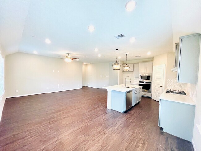 Foto del edificio - 2164 Woodland Pine Dr