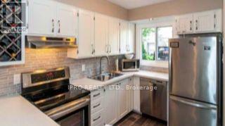 Building Photo - 135-135 Escarpment Crescent