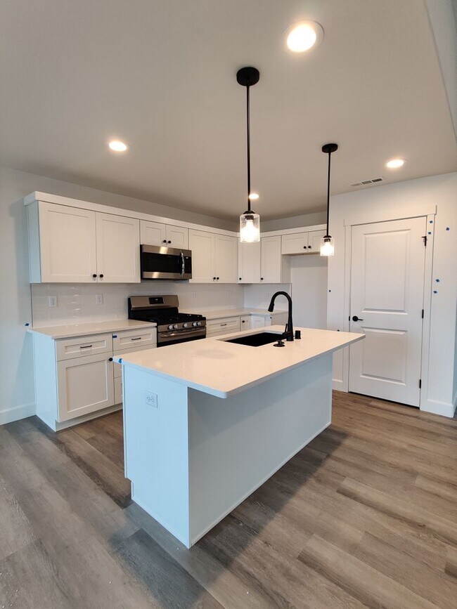 Foto del edificio - Newer Build in West Pasco