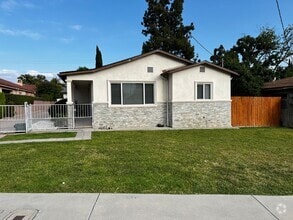 Building Photo - 8852 Calmada Ave